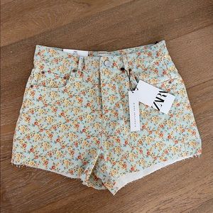 BNWT Zara denim floral shorts